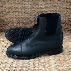 Tuff Rider Black‎ Leather Cap Toe Boots